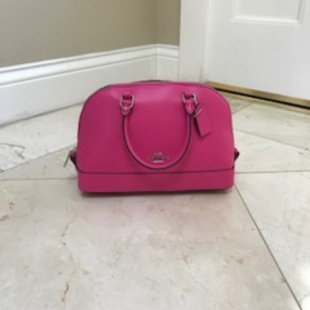 NWT Coach Mini Sierra Leather Satchel